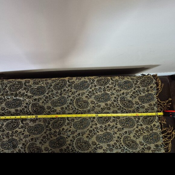 Paisley Wrap / Scarf - Picture 9 of 9